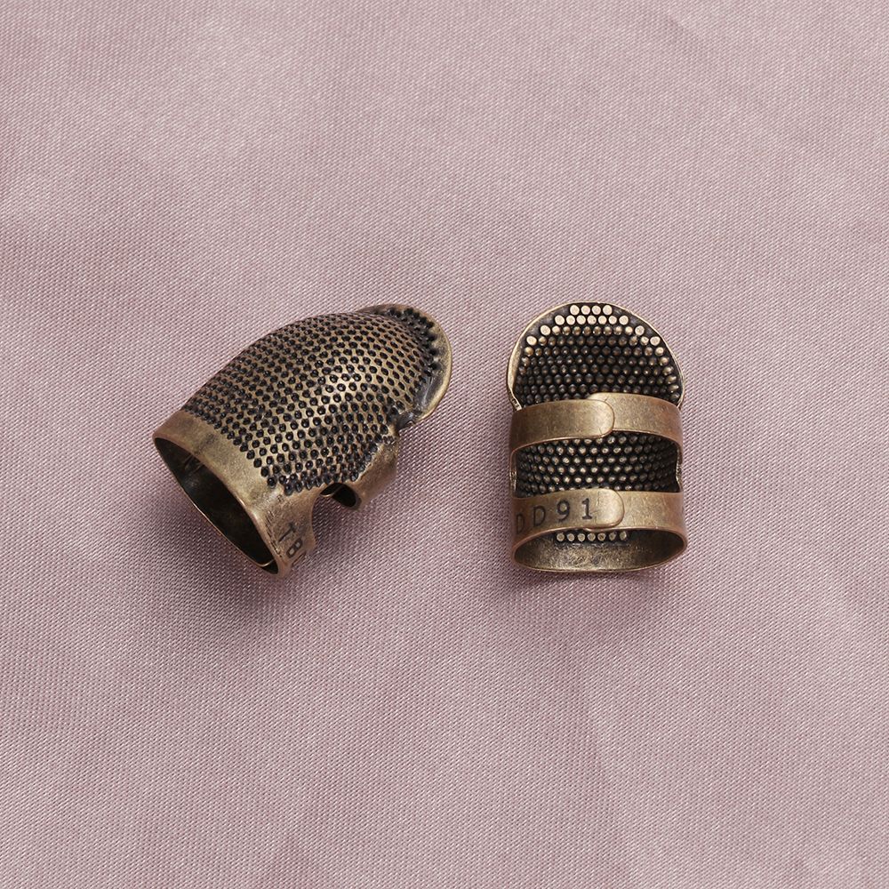 إكسسوارات الخياطة: إبرة يدوية  - مراجعة Sewing Thimble Metal وسعره